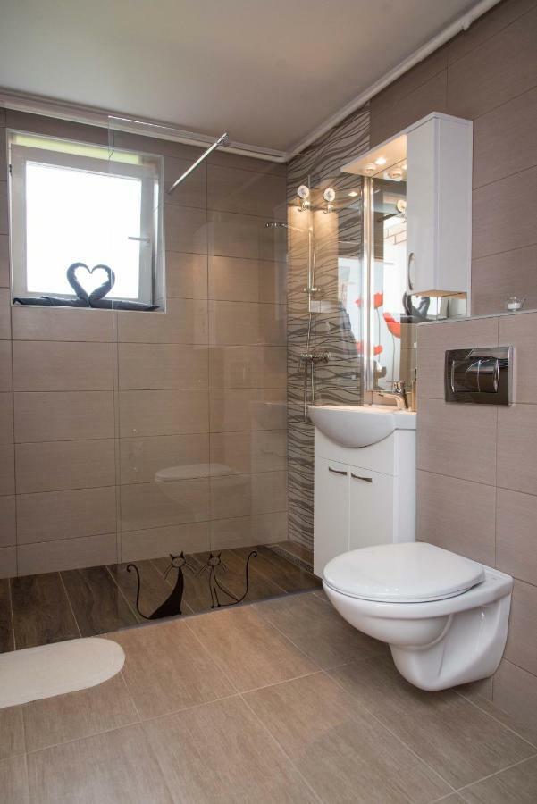 Studio Apartman Zdral Дарувар Экстерьер фото